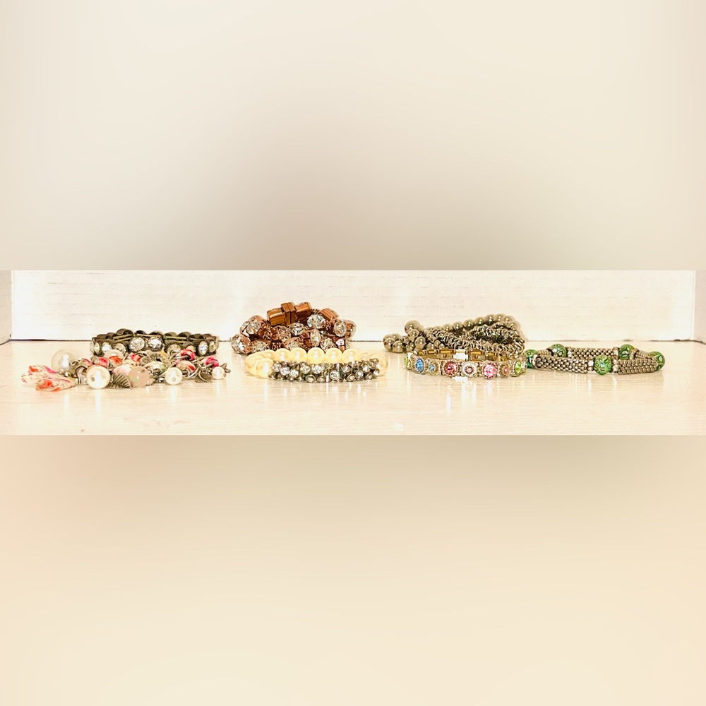 Beautiful Array of Multi-Color Bracelets LOT - Picture 5 of 16